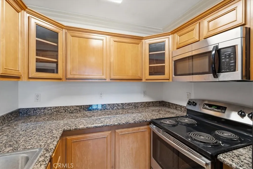Photo #8: SW26154675 Listing: Photo #8