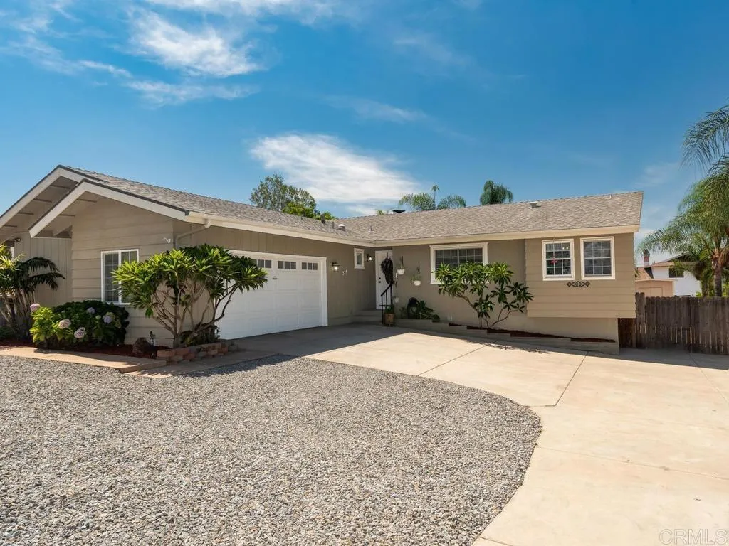 229 Via Oro Verde, Fallbrook, CA 92028 - Photo 2 of 30, Fallbrook, CA