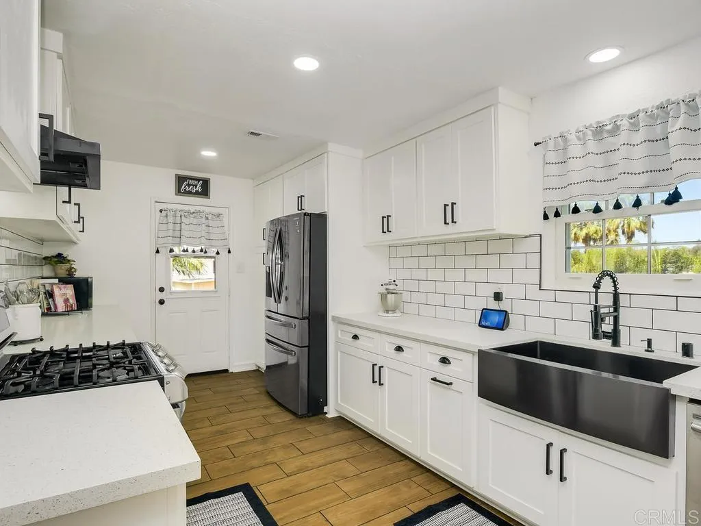 https://cdn.realtyfeed.com/cdn/127/306780438/859591e8ca18a975f5abe73386c08d9a.webp