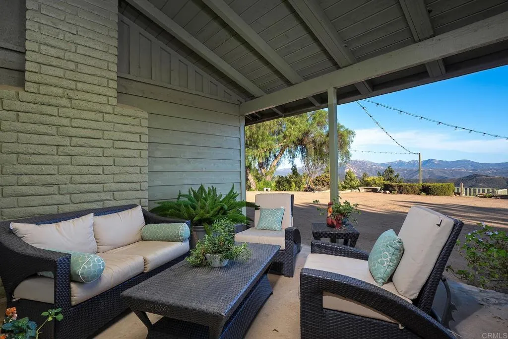 https://cdn.realtyfeed.com/cdn/127/306780493/04f4e5dfdb2b5b06beb73bd900f89ec6.webp