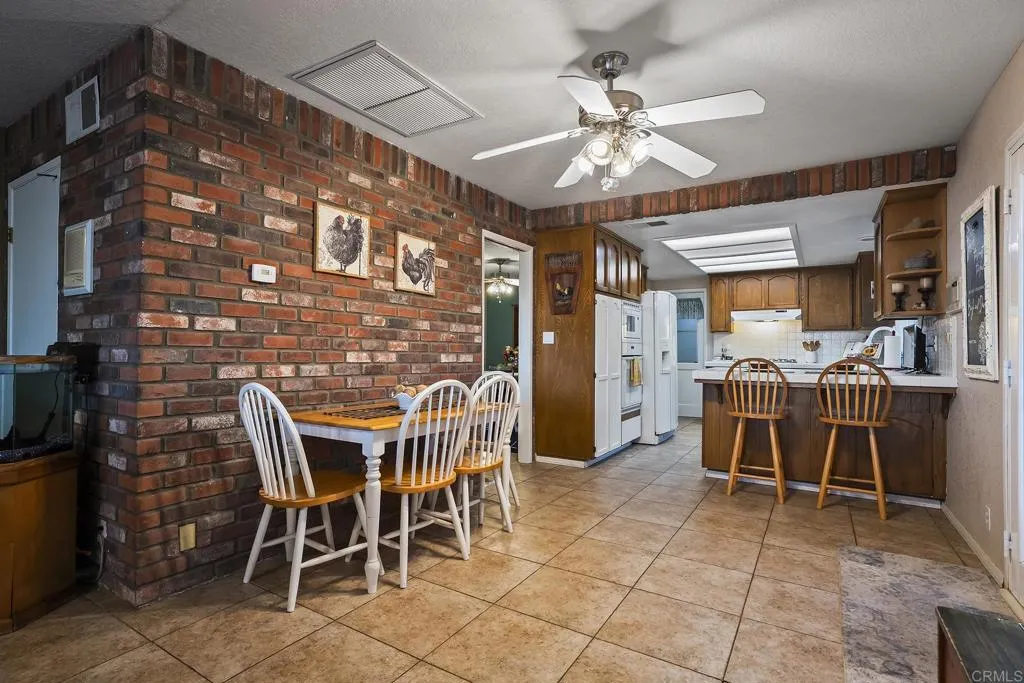 https://cdn.realtyfeed.com/cdn/127/306780493/948659e673940db9a87f8c9165077440.webp
