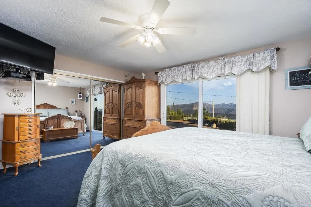 https://cdn.realtyfeed.com/cdn/127/306780493/9ebef8f01fc0bbad8aa7f13bbdd4cb8c.webp