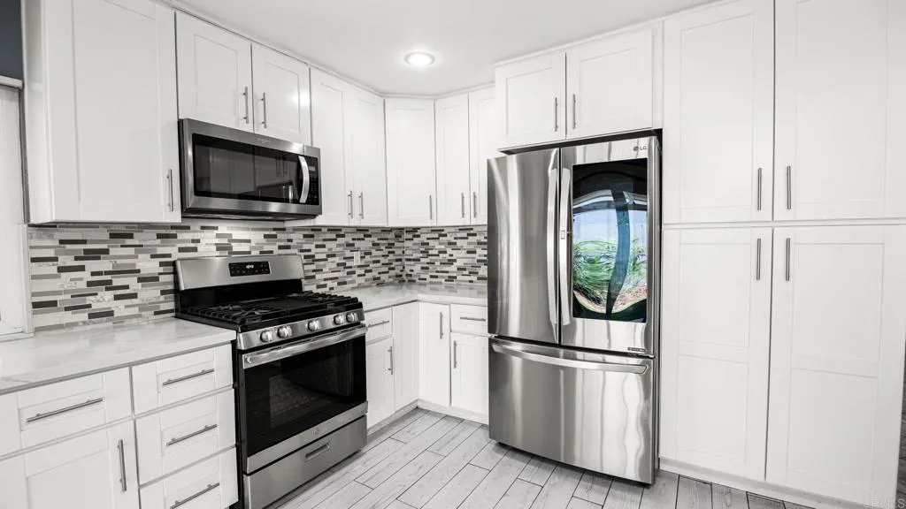 https://cdn.realtyfeed.com/cdn/127/306780500/b89ac8bf09c3b4c4c383296b7c8a4b22.webp