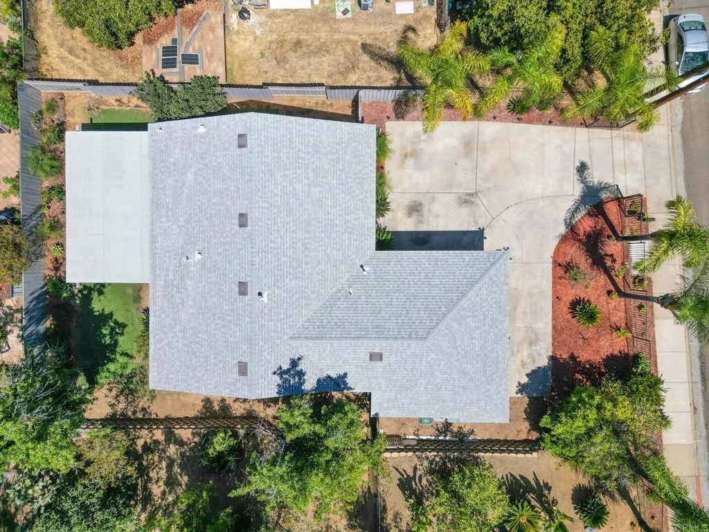 https://cdn.realtyfeed.com/cdn/127/306780500/e565e8404529c96f7adf9d636bd9cfab.webp
