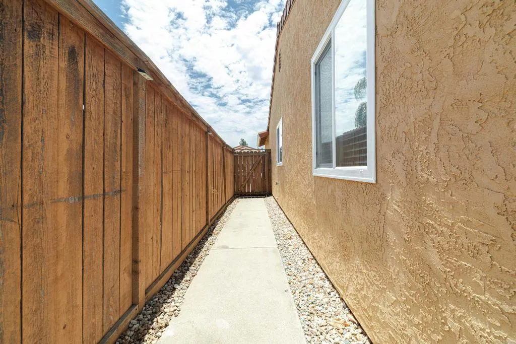 https://cdn.realtyfeed.com/cdn/127/306780514/a601a7a35315c51e5c4871679e68f295.webp