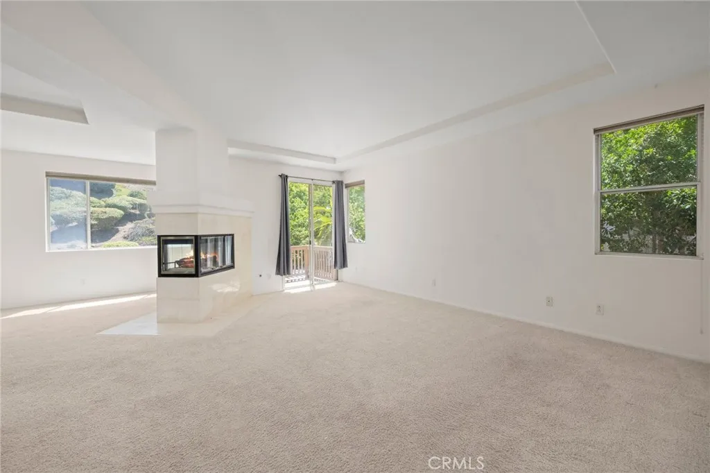 https://cdn.realtyfeed.com/cdn/127/306780626/5ae725993bb2f266c259e255b1f12254.webp