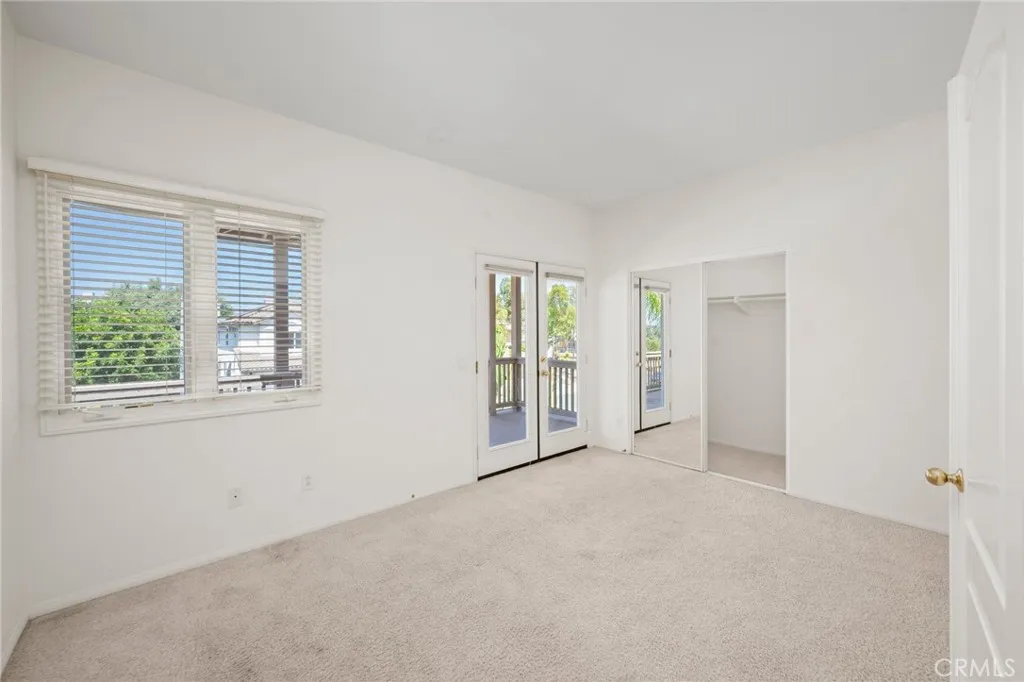 https://cdn.realtyfeed.com/cdn/127/306780626/9b577767e4e416e17dc5907d039f9046.webp