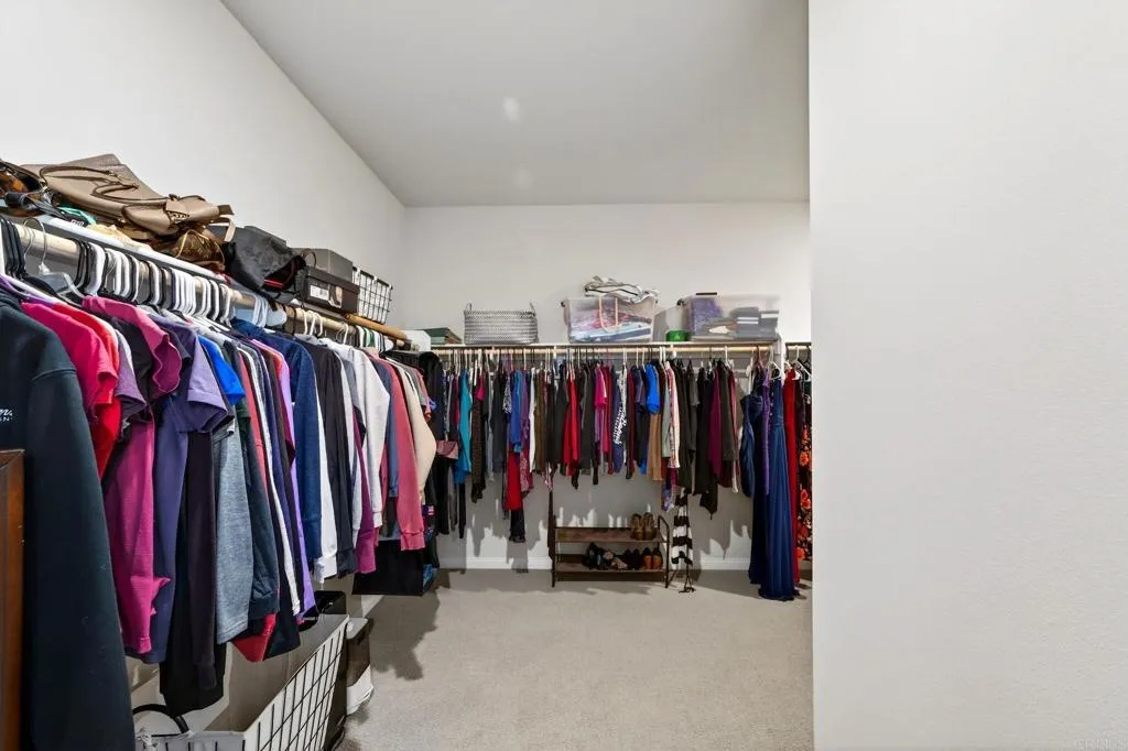 https://cdn.realtyfeed.com/cdn/127/306780662/56e54e1288a93680587bc135b672df55.webp