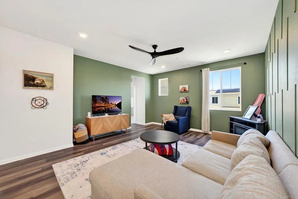 https://cdn.realtyfeed.com/cdn/127/306780662/96f8a8285c9bce953b215778892ca05d.webp