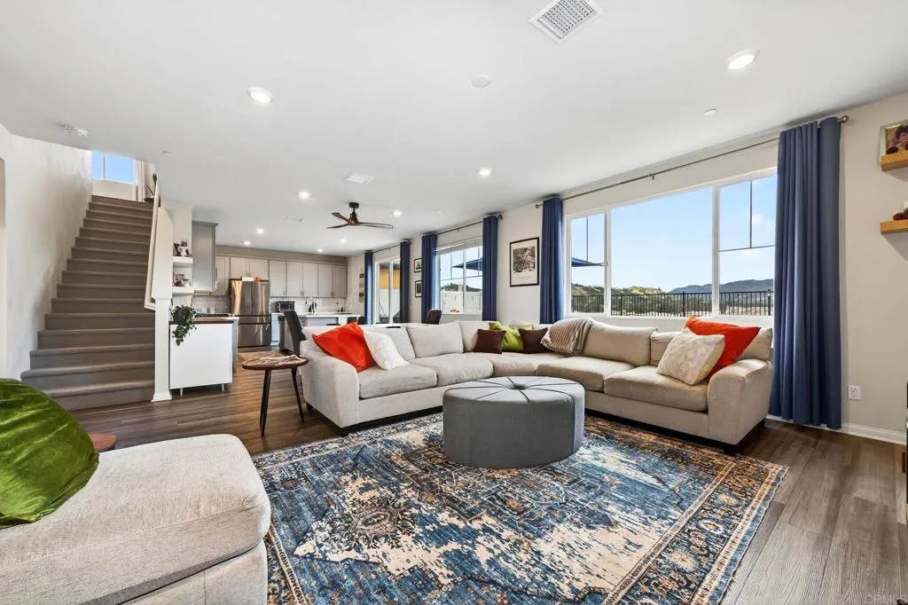 https://cdn.realtyfeed.com/cdn/127/306780662/c58dbd1dc88110dc66445155dacafc14.webp