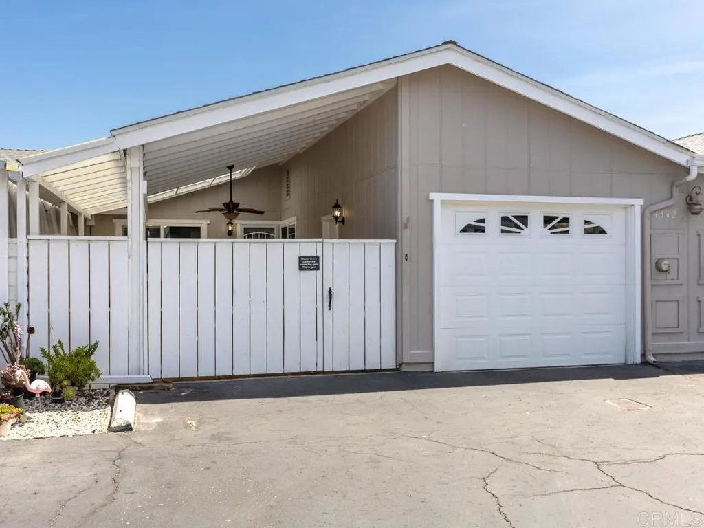 https://cdn.realtyfeed.com/cdn/127/306780671/26bcef26e4d474c2681b926b4bba2823.webp