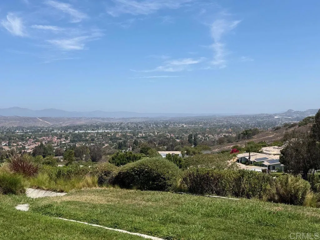 https://cdn.realtyfeed.com/cdn/127/306780671/2db4adf0ed3e17df6dc0f310a7eee43c.webp