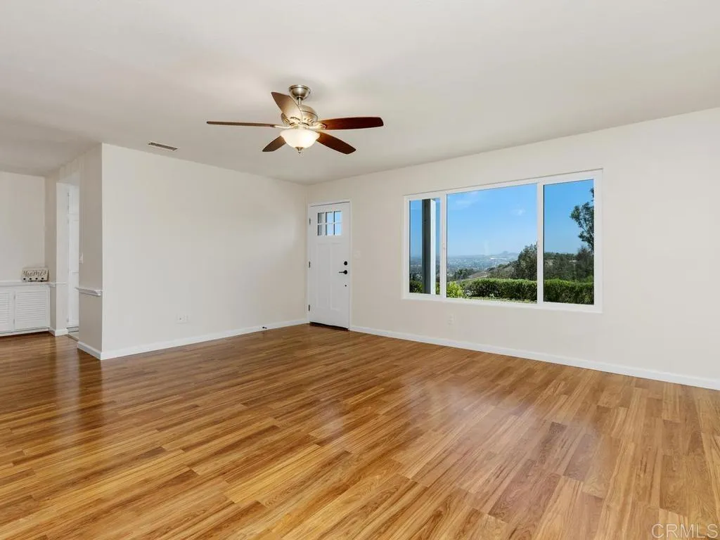 https://cdn.realtyfeed.com/cdn/127/306780671/fc3201cdecfea32f0b487785c9dc4a1c.webp