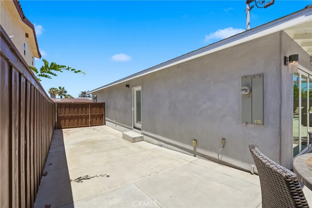 https://cdn.realtyfeed.com/cdn/127/306780682/790ec3a9082f6d9023fd4bf10c38024a.webp