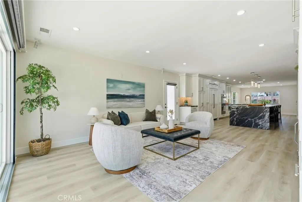 https://cdn.realtyfeed.com/cdn/127/306780682/bc5163a36ee9108d1383e275cacebd5d.webp