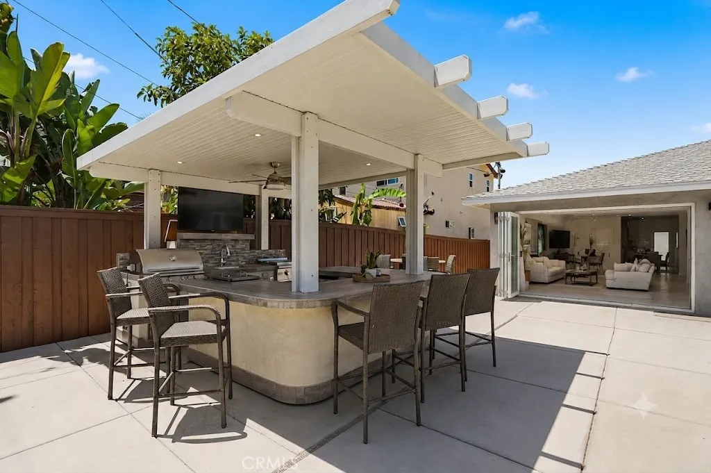 https://cdn.realtyfeed.com/cdn/127/306780682/c1484ee35c27f26afeb1a950df537c1c.webp