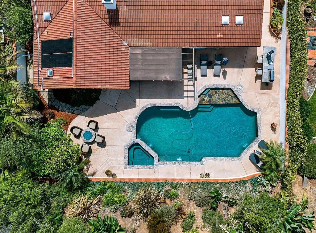 https://cdn.realtyfeed.com/cdn/127/306780685/bf37942d969fb9d1044ecfd880bd506f.webp