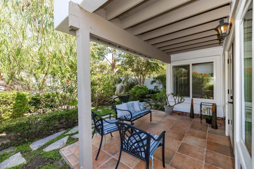 https://cdn.realtyfeed.com/cdn/127/306780716/1356c7563afe56a6446858d401a28ccf.webp