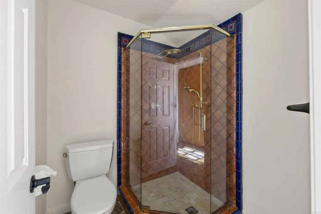 https://cdn.realtyfeed.com/cdn/127/306780716/27131c4e60182d802abaf17418097724.webp