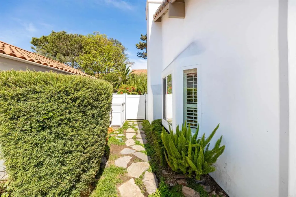 https://cdn.realtyfeed.com/cdn/127/306780716/a6899e5afde9d4f83063c350f64a8be0.webp