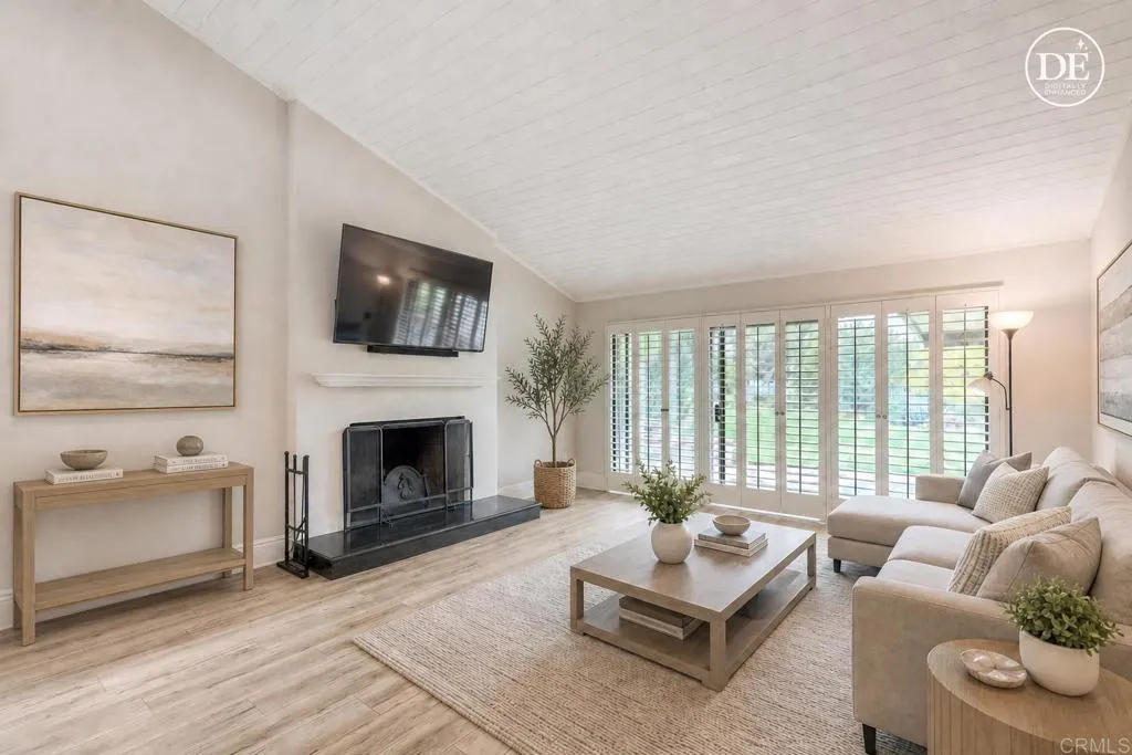 https://cdn.realtyfeed.com/cdn/127/306780718/962c0810dc391de0ace04b8e34b2532f.webp