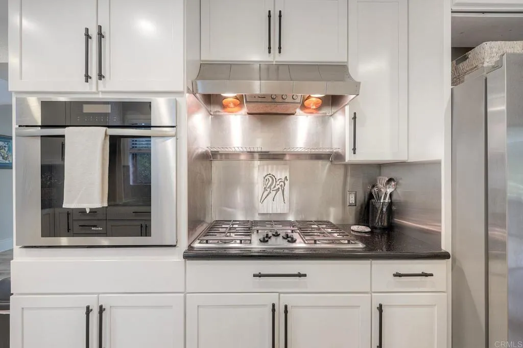 https://cdn.realtyfeed.com/cdn/127/306780718/ee771bb1a3d66b7072bcd56ee26dd60a.webp