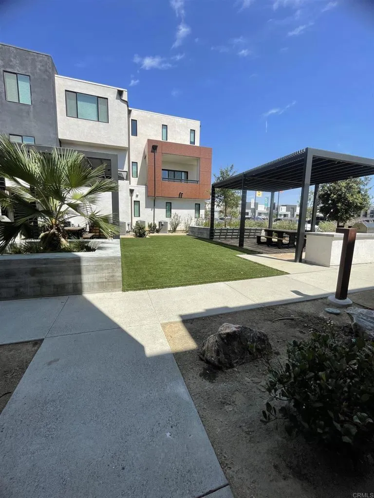 Photo #8: PTP2605759 Listing: Photo #8