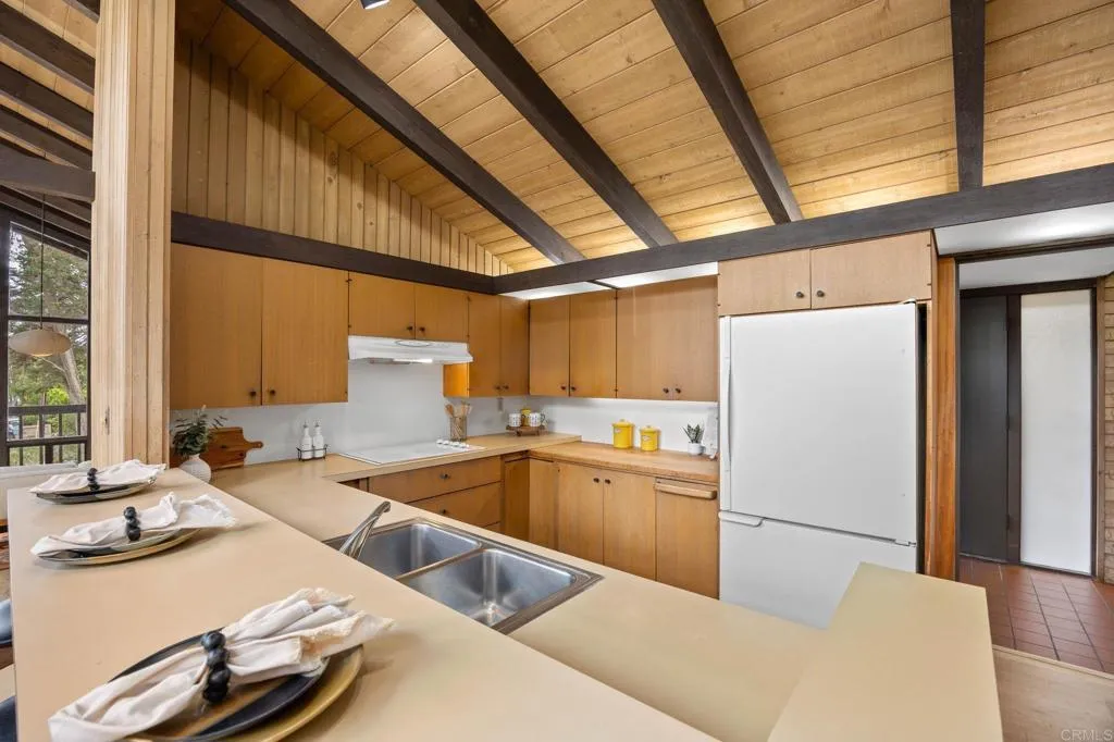 https://cdn.realtyfeed.com/cdn/127/306780743/5d243936f4559304f966c32d02248107.webp