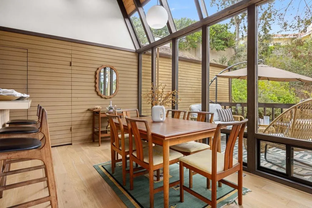 https://cdn.realtyfeed.com/cdn/127/306780743/f9d68677c834527d961fec9f127fbcda.webp