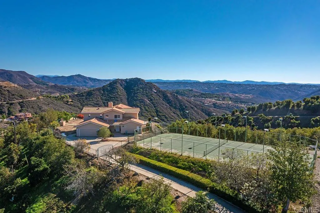 3804 W Sandia Creek, Fallbrook, CA 92028 - Photo 2 of 28, Fallbrook, CA