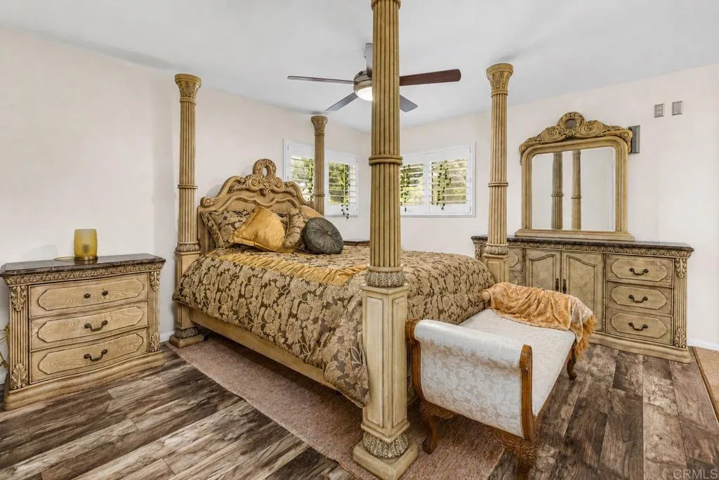 https://cdn.realtyfeed.com/cdn/127/306780781/cc493d54900343d7941ef6743cb69e2d.webp