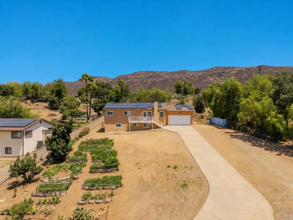https://cdn.realtyfeed.com/cdn/127/306780781/ea1587e6d6b794a705da978c98a6611a.webp