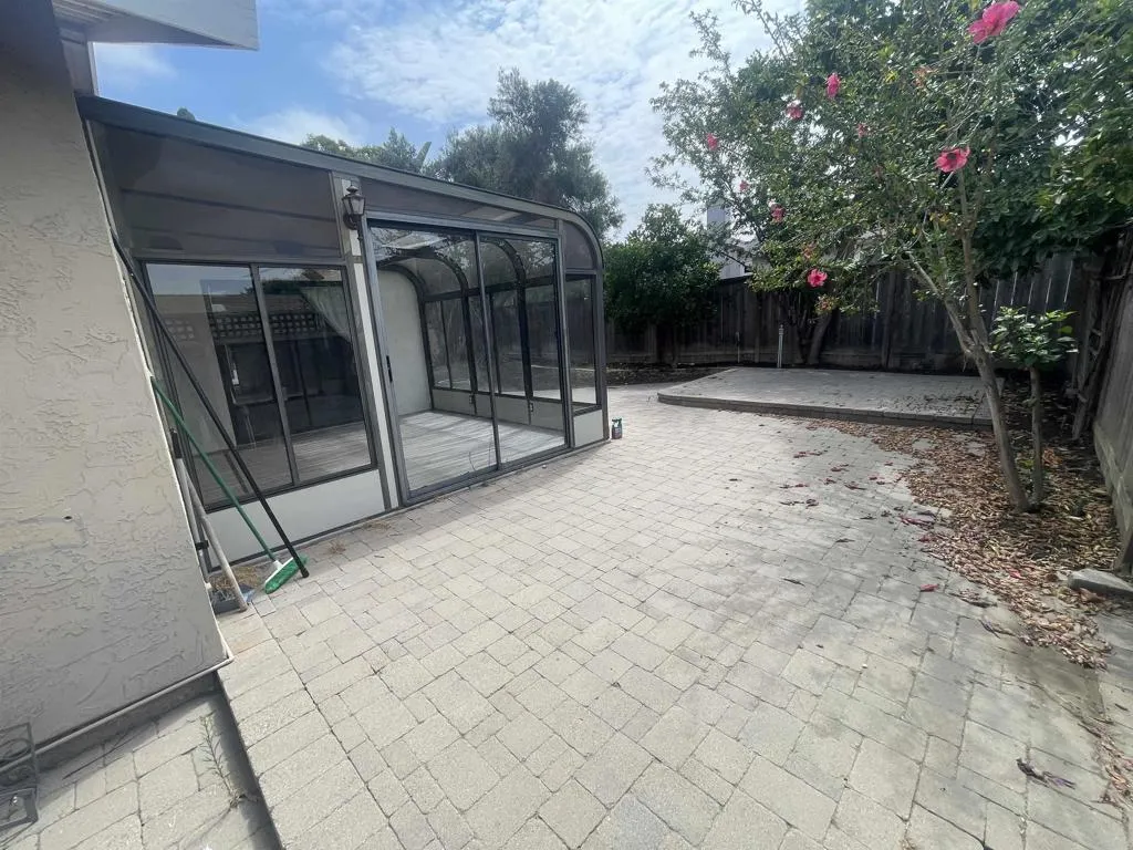 https://cdn.realtyfeed.com/cdn/127/306780794/736954ca0c7bb26c63b3b76b8e5b3b9e.webp