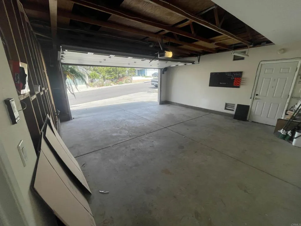https://cdn.realtyfeed.com/cdn/127/306780794/758c49bafd75aa2ab2989bdce2ea95a0.webp