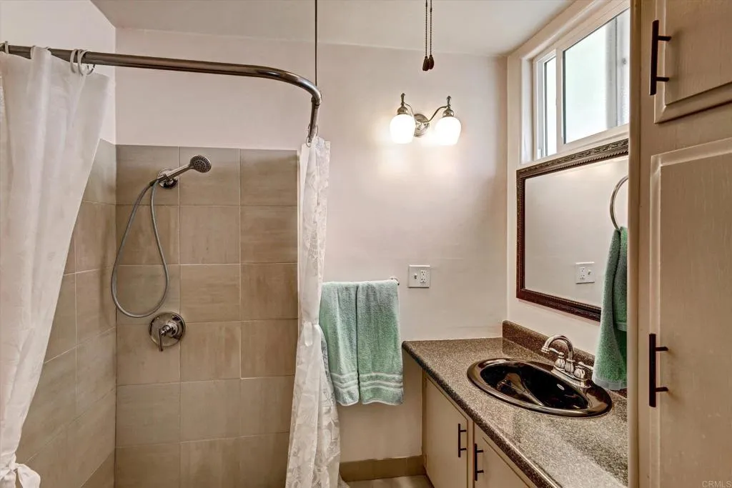 https://cdn.realtyfeed.com/cdn/127/306780803/25f17fc11bf909a637e8a67fbf056b3a.webp