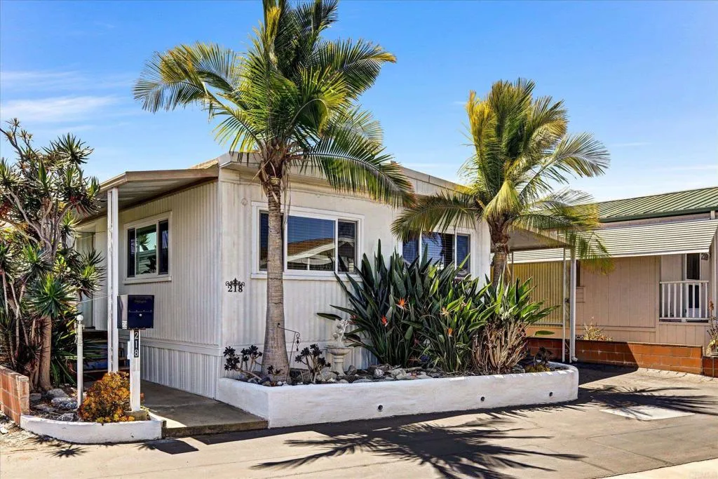 https://cdn.realtyfeed.com/cdn/127/306780803/4f6e1bc49593aa651617df15f2334acc.webp