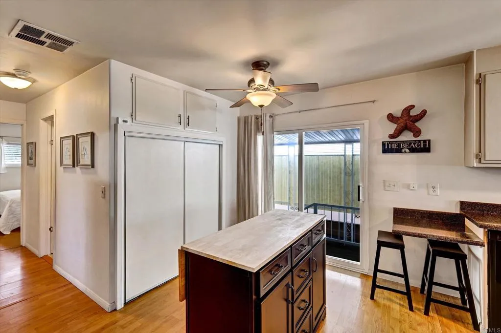 https://cdn.realtyfeed.com/cdn/127/306780803/61f5d03462992ed049260fd53c674da2.webp