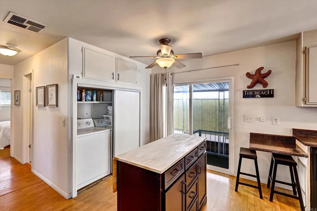 https://cdn.realtyfeed.com/cdn/127/306780803/7b8e5ede8df823e5579063d00d41a09c.webp