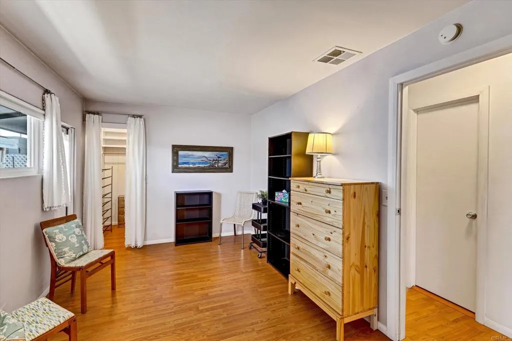 https://cdn.realtyfeed.com/cdn/127/306780803/c145017a31a7561b7bc20047c9480b7a.webp