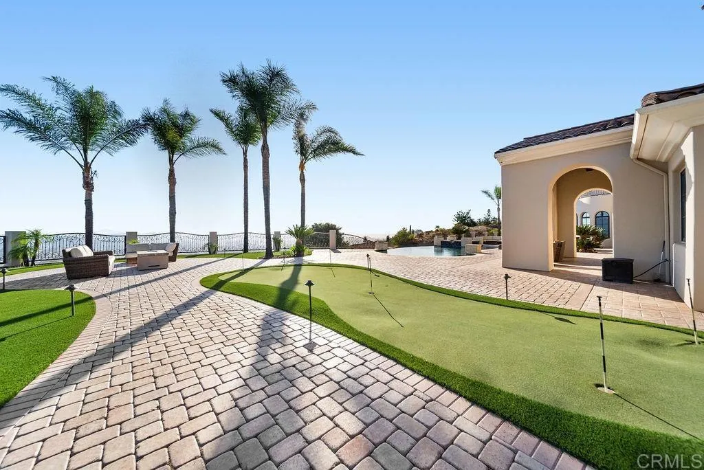 https://cdn.realtyfeed.com/cdn/127/306780817/24e83dd49c445159f0573a7a09ce0b86.webp