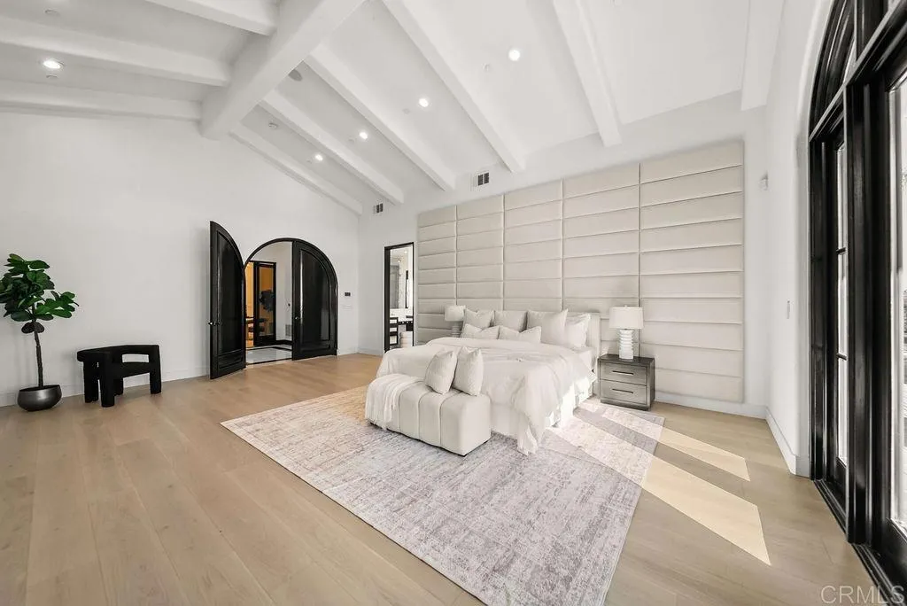 https://cdn.realtyfeed.com/cdn/127/306780817/597a0e73c2a745899e3636818cd7c519.webp