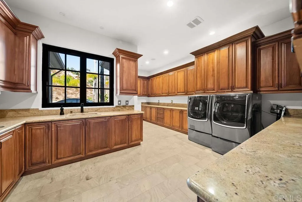 https://cdn.realtyfeed.com/cdn/127/306780817/915f95393155694e3e22b94068e84c61.webp