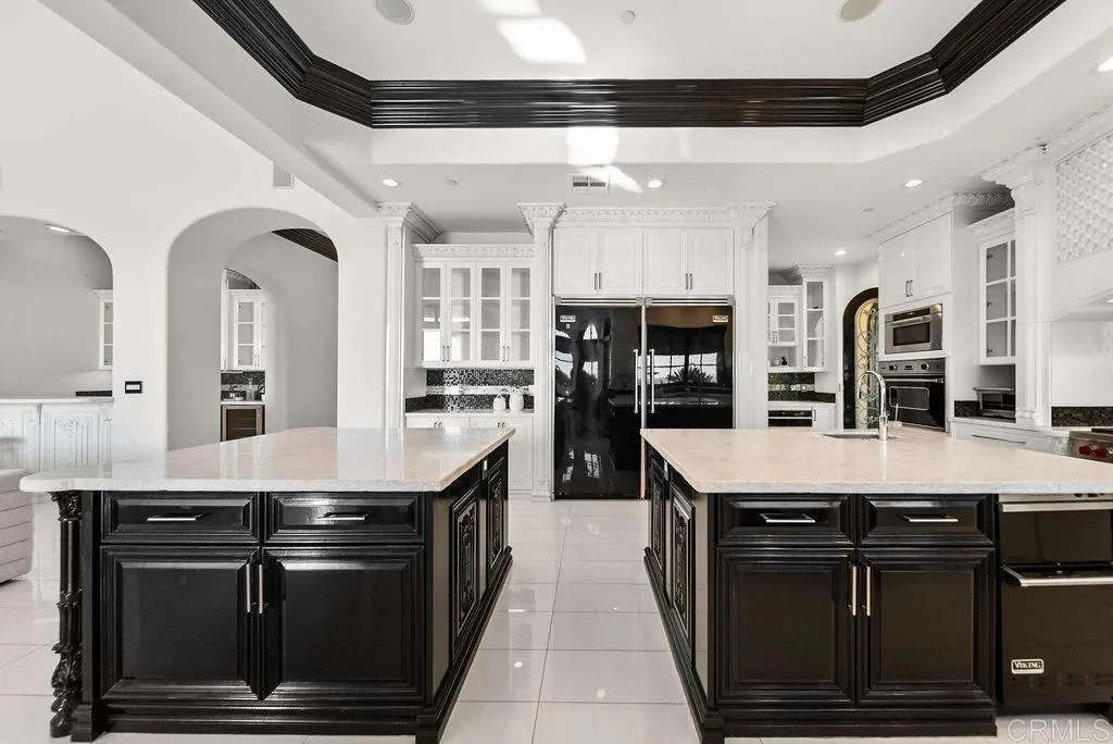 https://cdn.realtyfeed.com/cdn/127/306780817/c6e393b3f50a4c3da18cafbe2bf48a92.webp