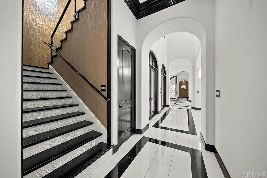 https://cdn.realtyfeed.com/cdn/127/306780817/cc418bf724cd00f73da00a96f9f174a1.webp