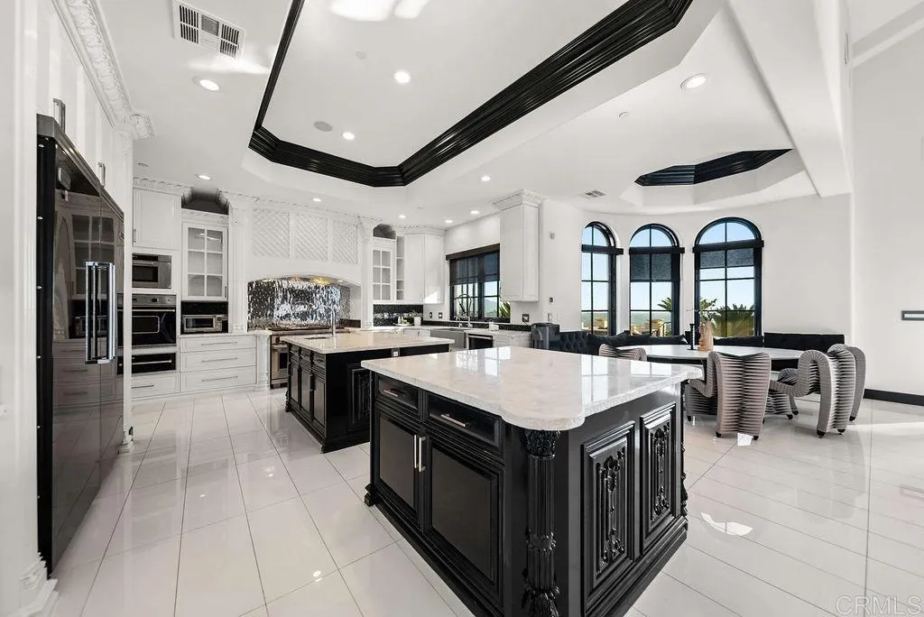 https://cdn.realtyfeed.com/cdn/127/306780817/d889cc2b2063757f376045345c0c8825.webp