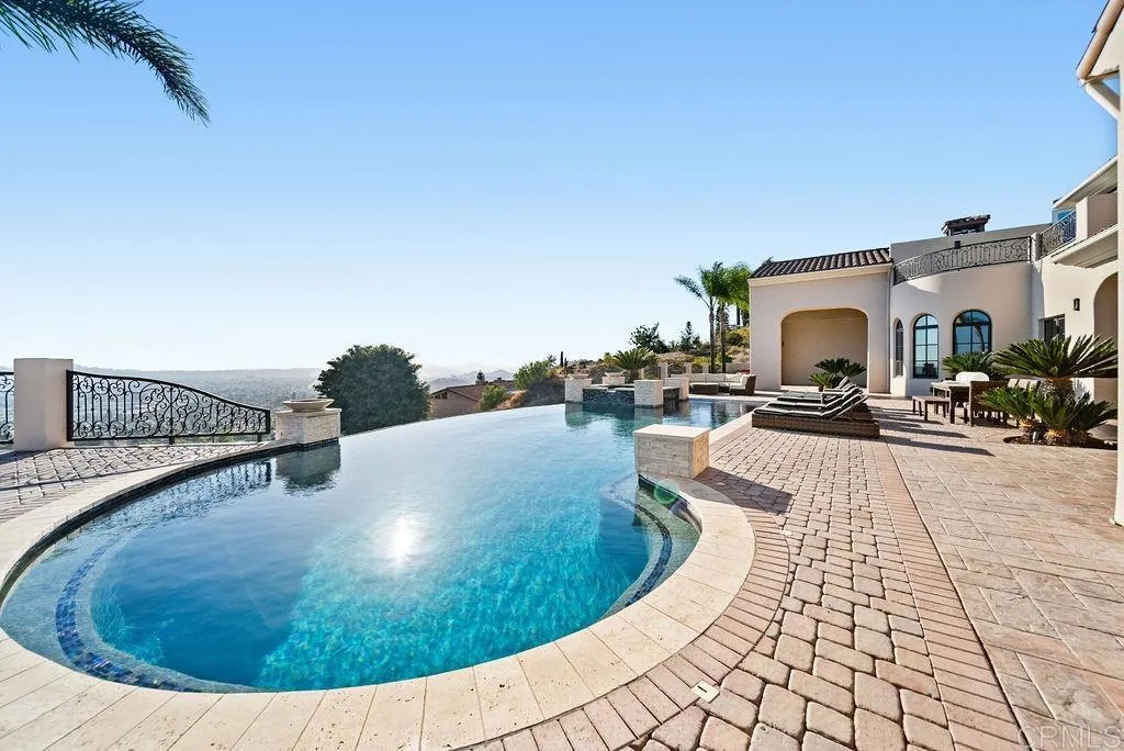 https://cdn.realtyfeed.com/cdn/127/306780817/e8f1875fec6760405e76941079b66a33.webp