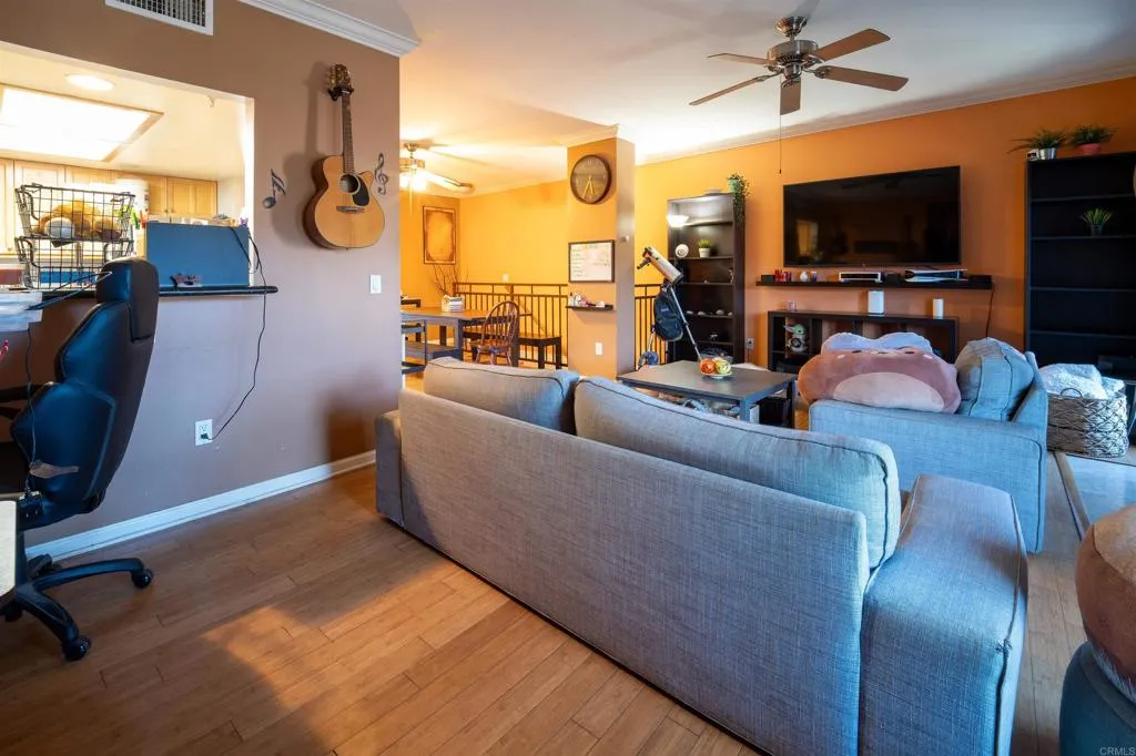https://cdn.realtyfeed.com/cdn/127/306780818/71a62f9df294c9d03a4753694d7a37fc.webp