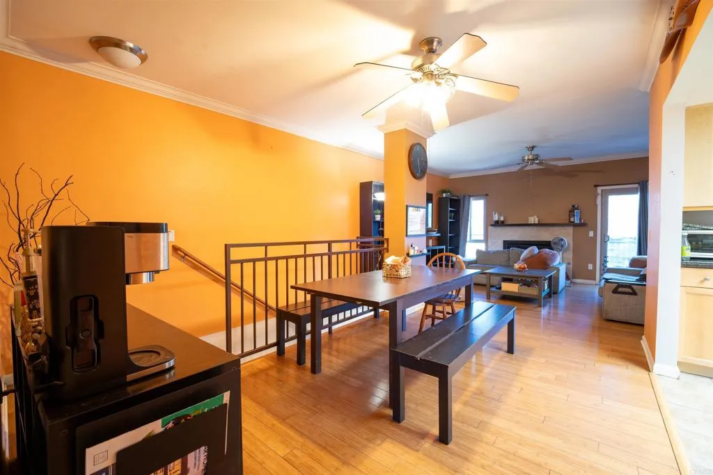 https://cdn.realtyfeed.com/cdn/127/306780818/9a36b8e36f4e37011ce7c41c6d57d052.webp
