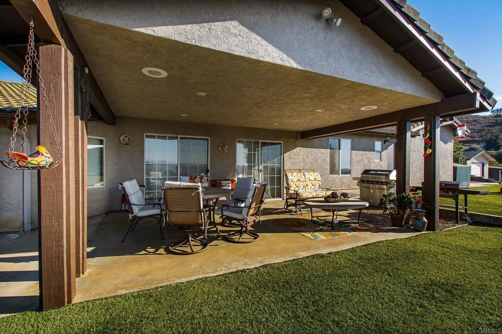https://cdn.realtyfeed.com/cdn/127/306781025/072db91e0fc877bbdb8b7b85e1bf0967.webp