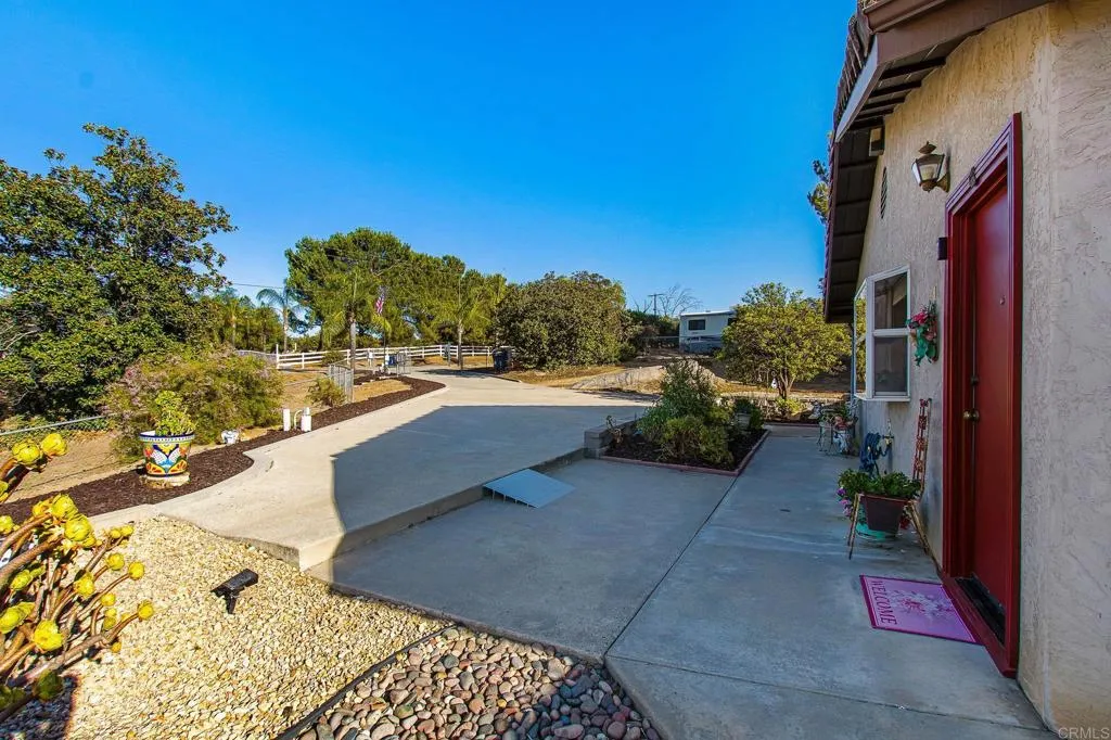 https://cdn.realtyfeed.com/cdn/127/306781025/211c85fc1b002760d169f25481f38746.webp